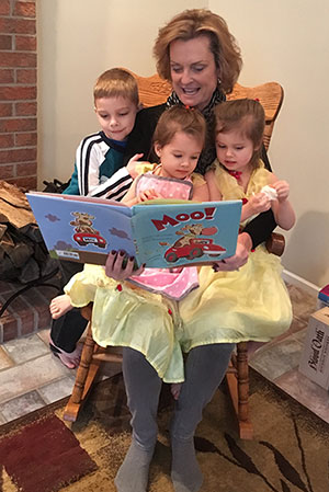 Bonnie reading to children